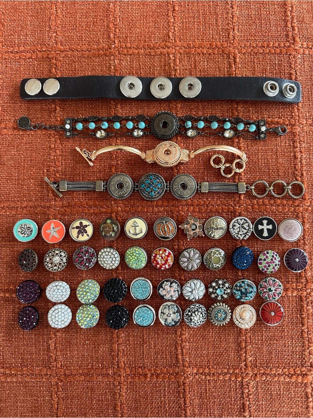 Ginger Snaps-Interchangeable Women’s Bracelet Set